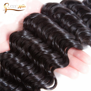 Cheveux Péruviens Deep Wave 4 boules avec Closure